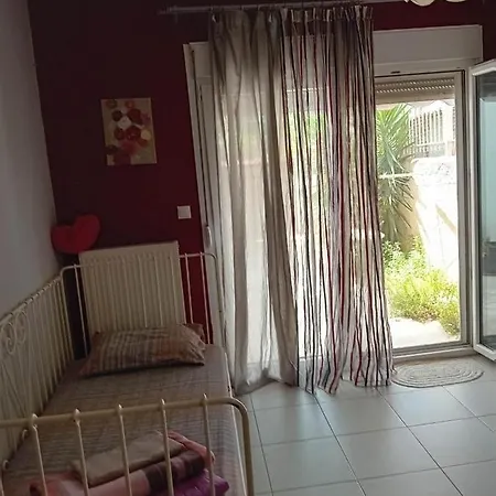 Stella's Jasmine Apartment